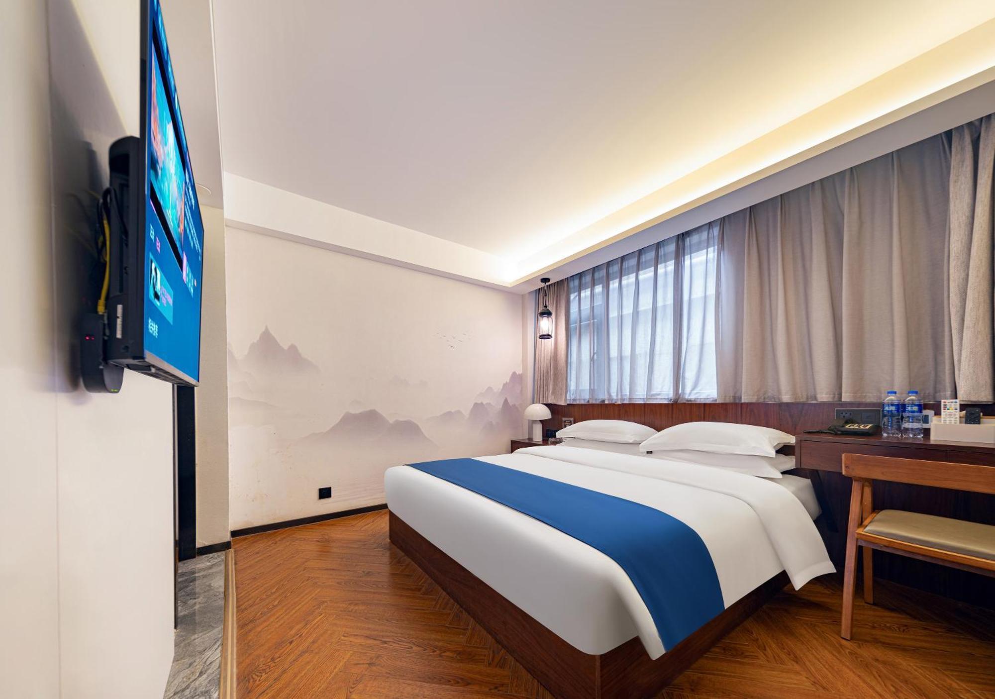 張家界武陵源北岸輕奢客棧 森林公園店 Hotel Csangcsiacsie Kültér fotó